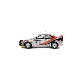 MITSUBISHI CARISMA GT GR.A R. BURNS RAC RALLY 1997 OttO mobile 1:18 Resinemodell (Türen, Motorhaube... nicht zu öffnen!)